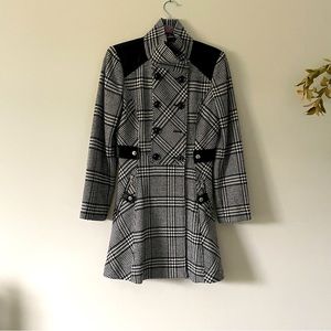 Guess overcoat! Size small!